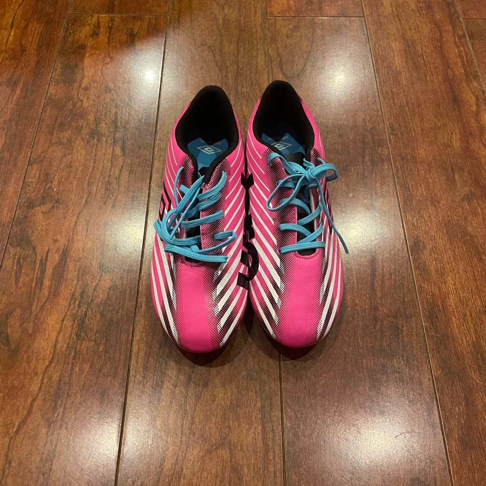 Umbro soccer cleats